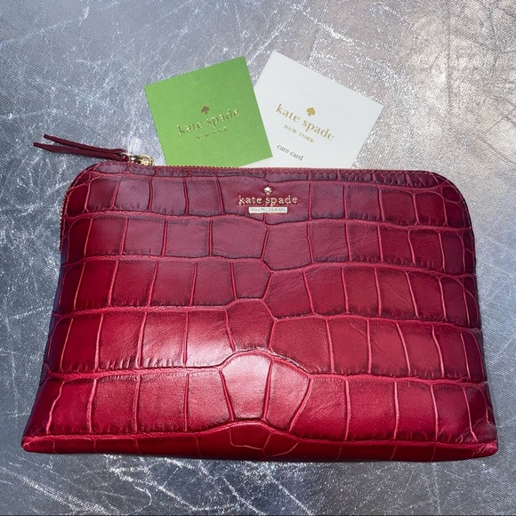 Kate Spade Murray Street Luxe Briley Pouch Red (faux croc) cosmetic bag NWT - Picture 2 of 9